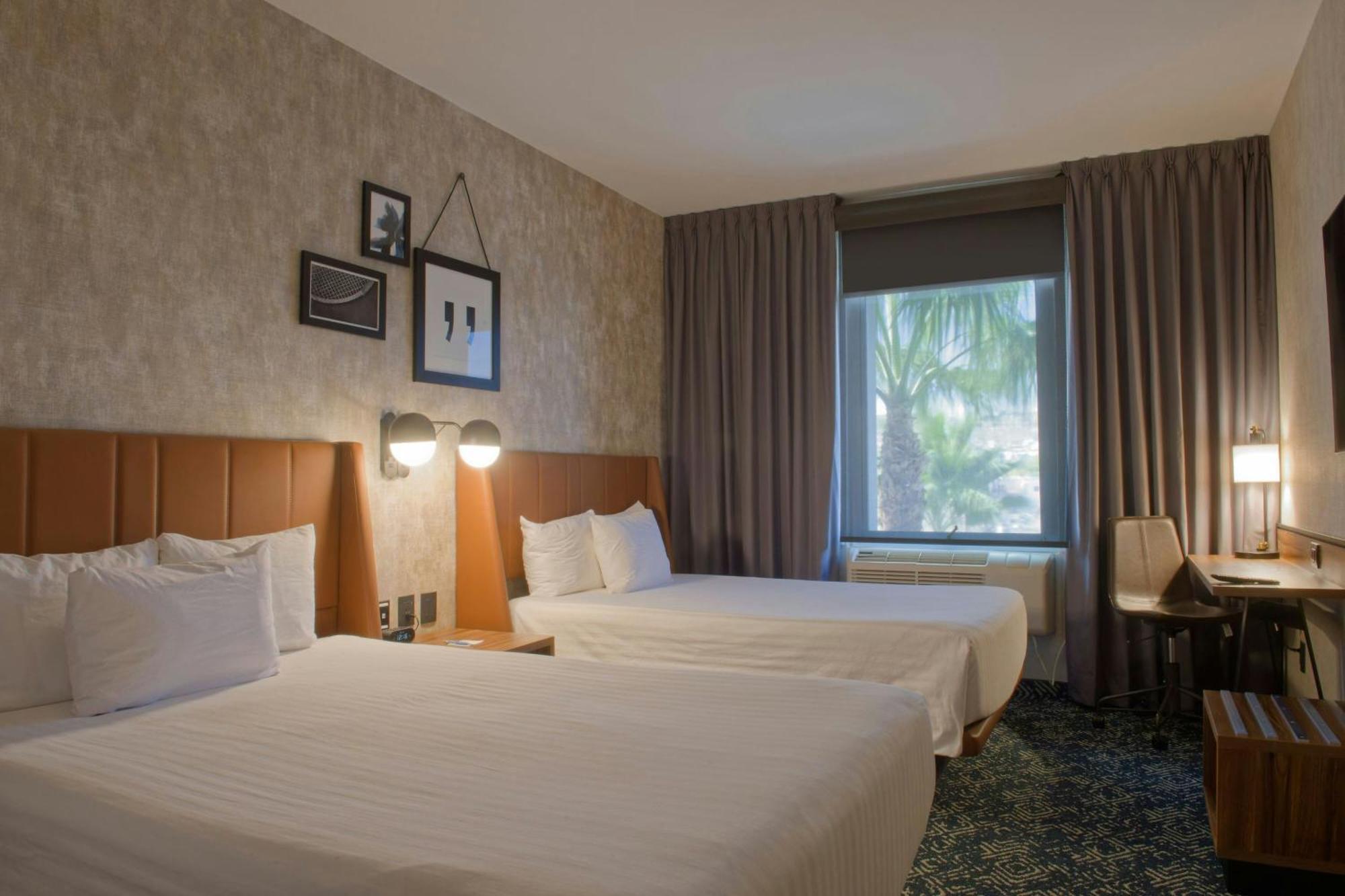 Four Points By Sheraton Distrito Uno Chihuahua Esterno foto