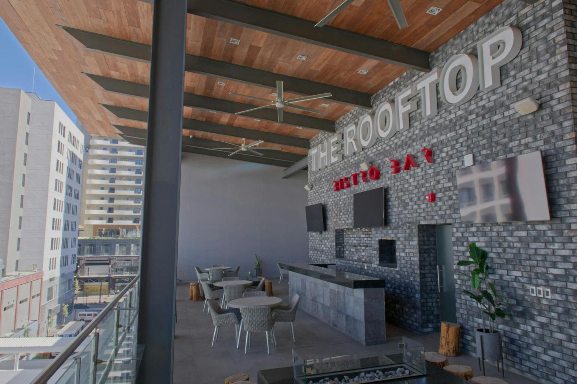 Four Points By Sheraton Distrito Uno Chihuahua Esterno foto