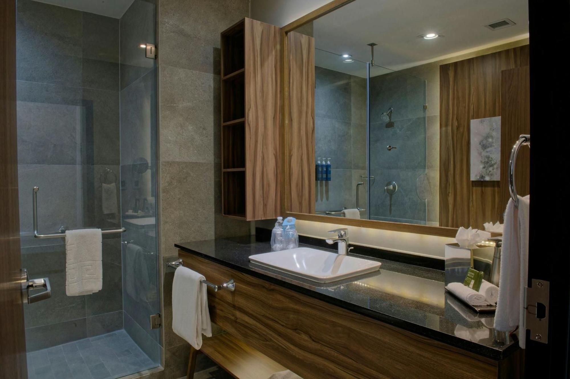 Four Points By Sheraton Distrito Uno Chihuahua Esterno foto