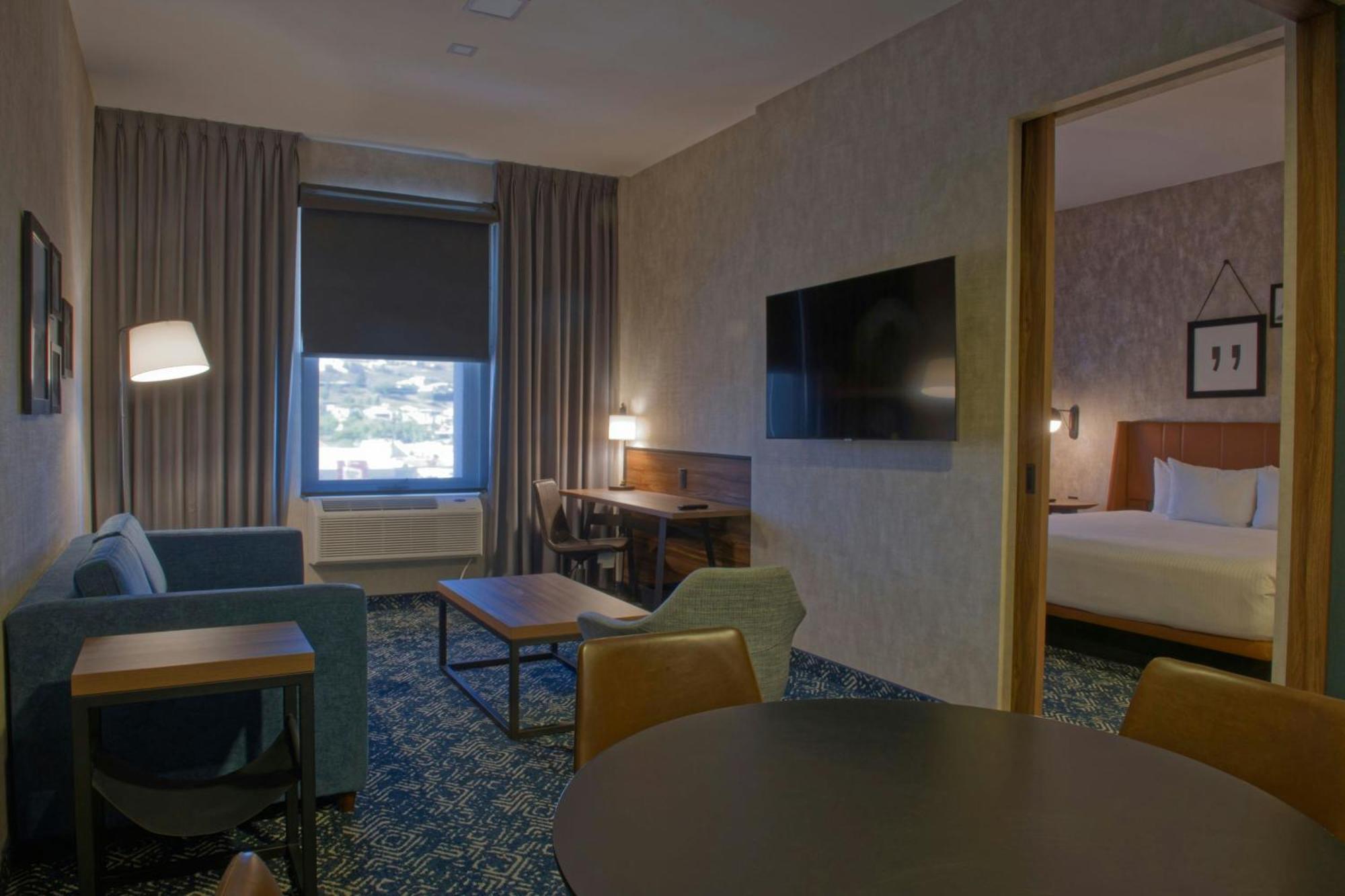 Four Points By Sheraton Distrito Uno Chihuahua Esterno foto